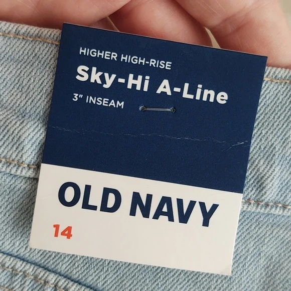 NWT Old Navy Denim Cut Off Shorts Size 14 - Picture 6 of 6